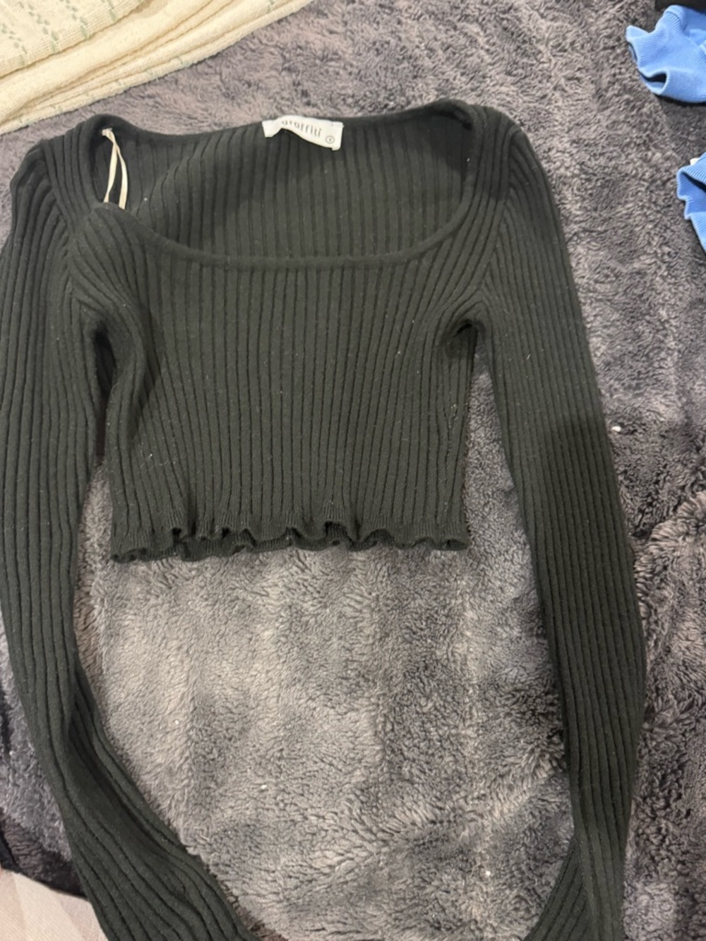 Black Ribbed Square-Neck Crop Top - Unknown Brand